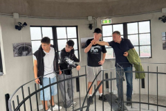 f4