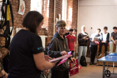 o19
